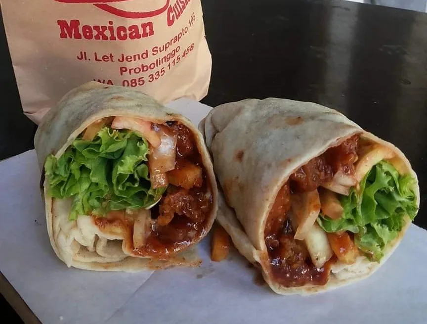 Original Crispy Chicken Burrito (Spicy BBQ Sauce)